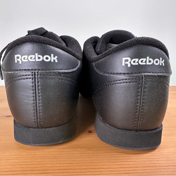 Reebok | Classic Women's Princess Wide D Sneakers - Picture 3 of 4